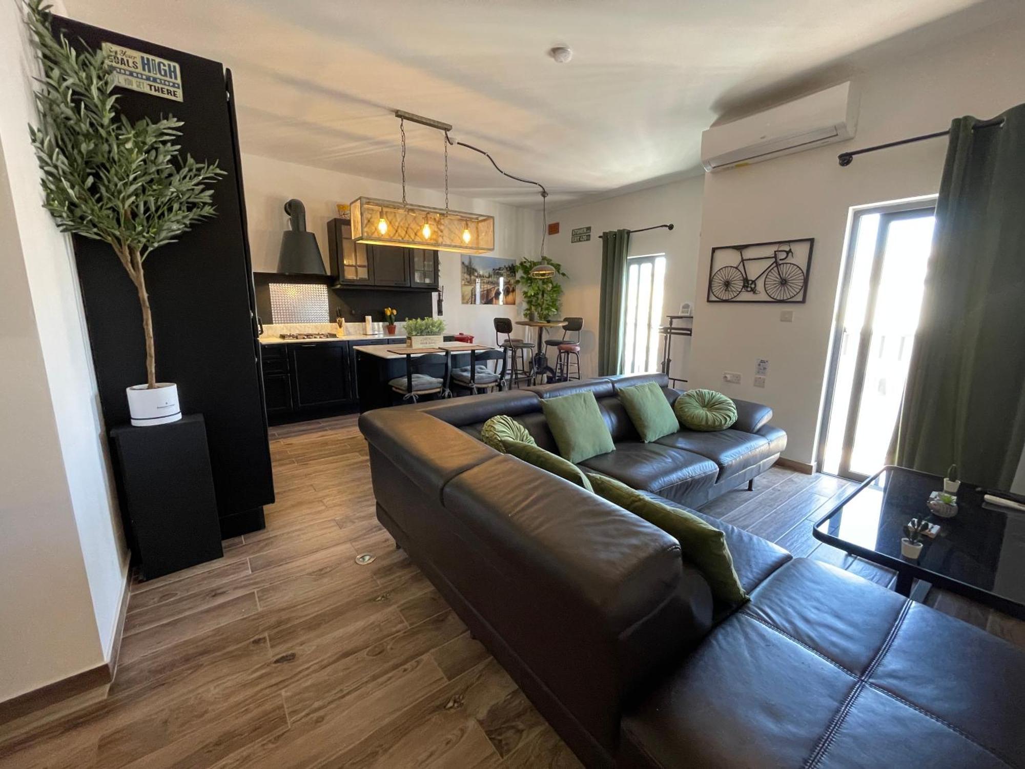 Industrial Charm Apt, Prime Location Apartamento *