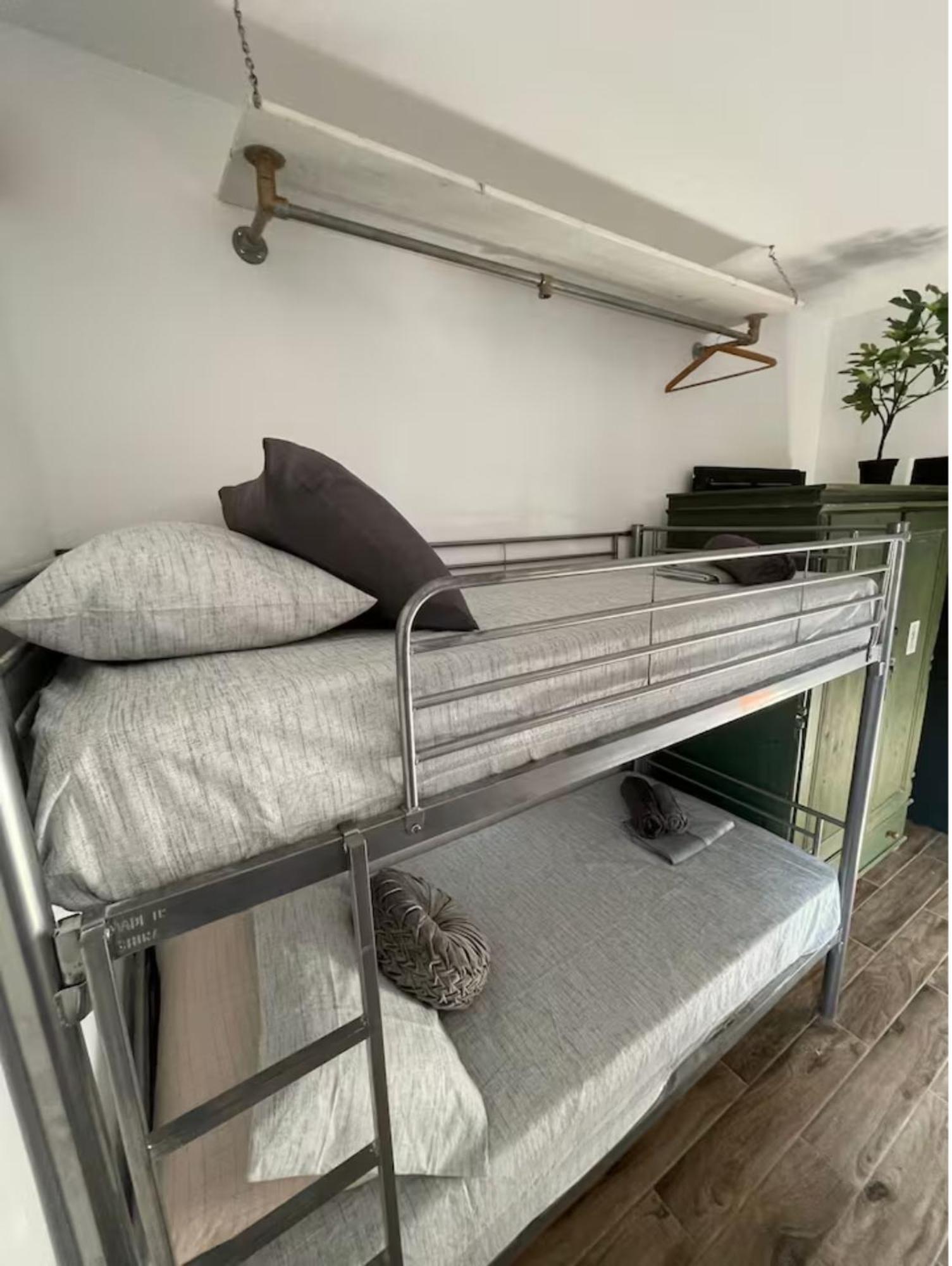 Apartamento Industrial Charm Apt, Prime Location *